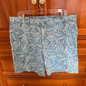 Vineyard Vines Palm Leaf Printed Shorts